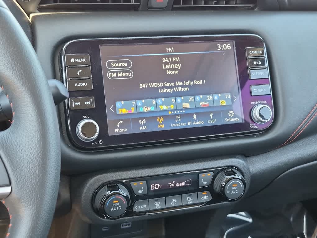 2023 Nissan Kicks SR - Super Black exterior view 13