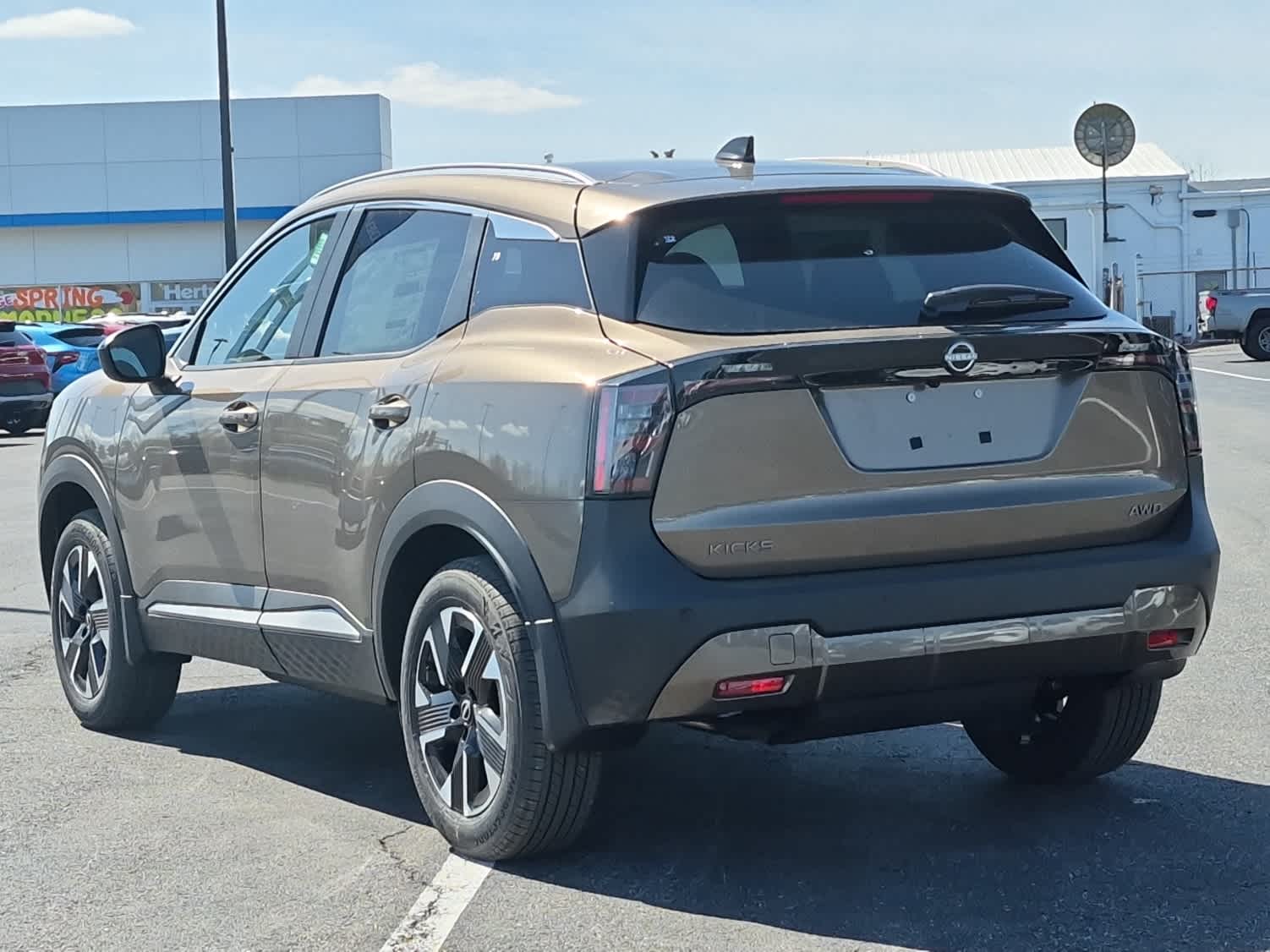 2026 Nissan Kicks SV - Canyon Bronze Metallic exterior view 4
