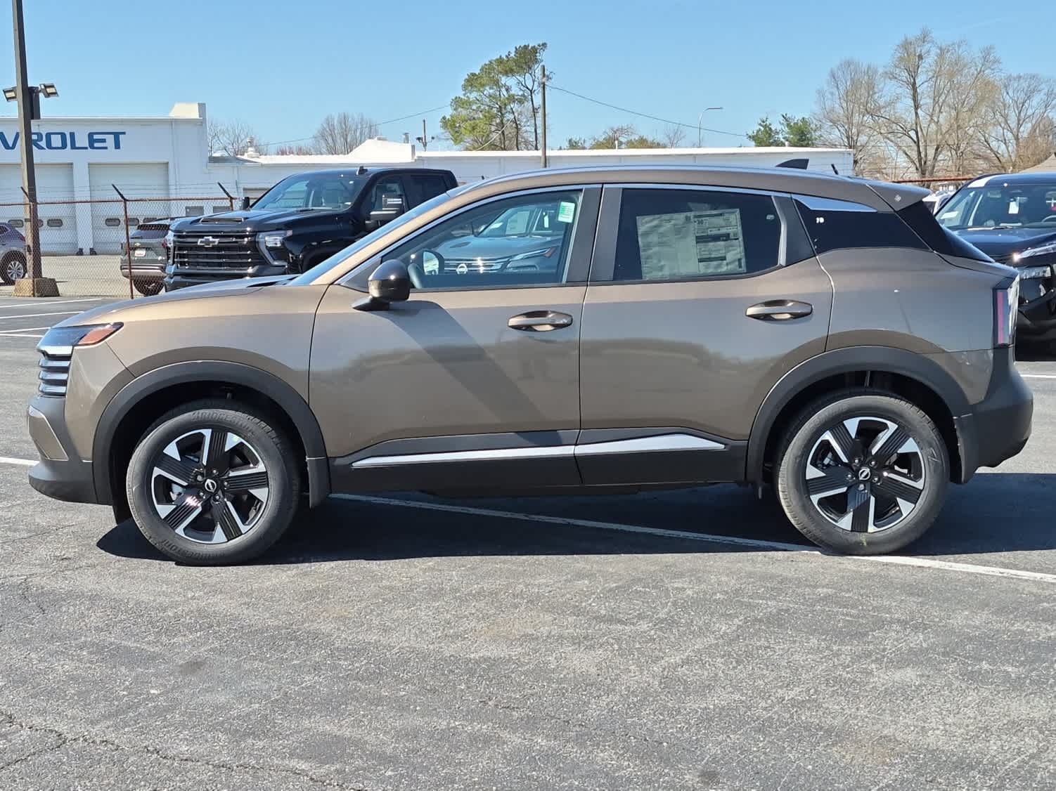 2026 Nissan Kicks SV - Canyon Bronze Metallic exterior view 5