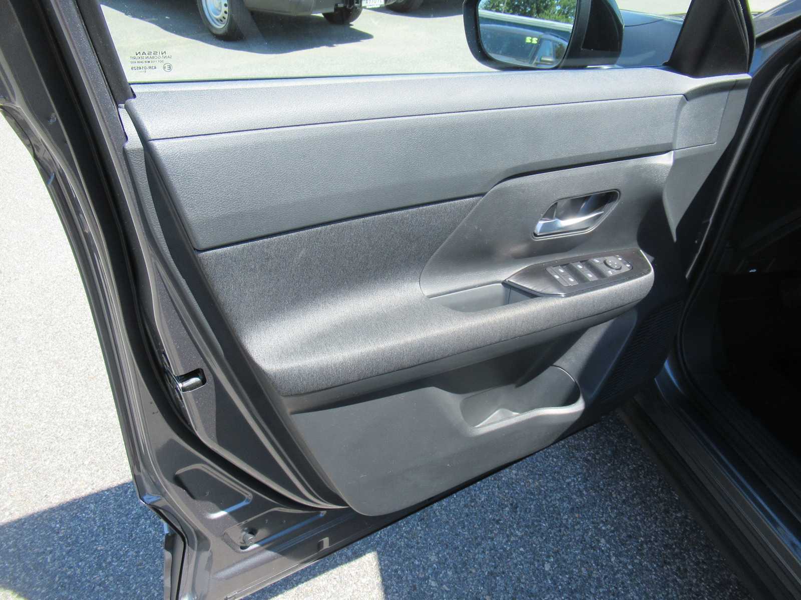 2026 Nissan Kicks SV - Gun Metallic exterior view 14