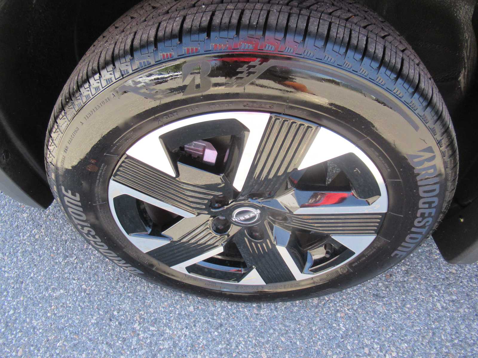 2026 Nissan Kicks SV - Gun Metallic exterior view 12