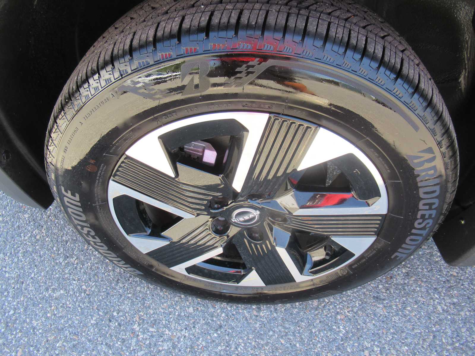 2026 Nissan Kicks SV - Gun Metallic exterior view 11