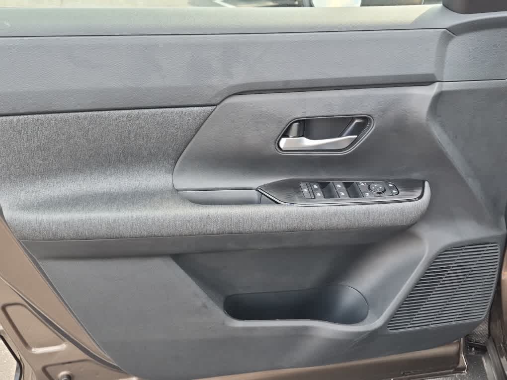 2026 Nissan Kicks SV - Canyon Bronze Metallic exterior view 9