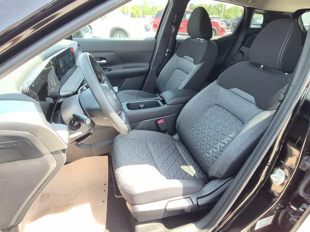 2026 Nissan Kicks SV - Super Black exterior view 10