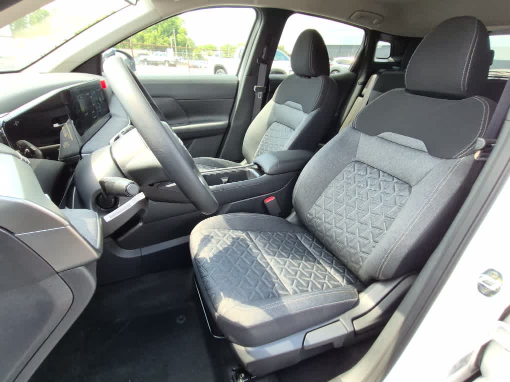2026 Nissan Kicks SV - Fresh Powder exterior view 10