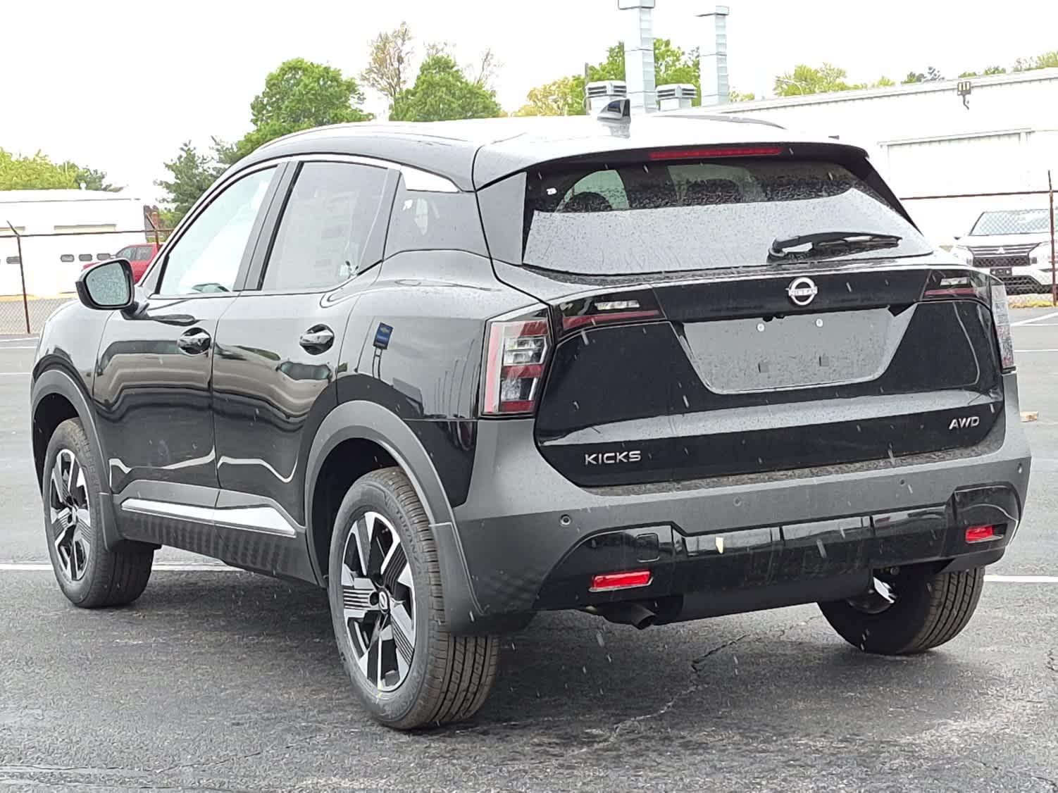 2026 Nissan Kicks SV - Super Black exterior view 4