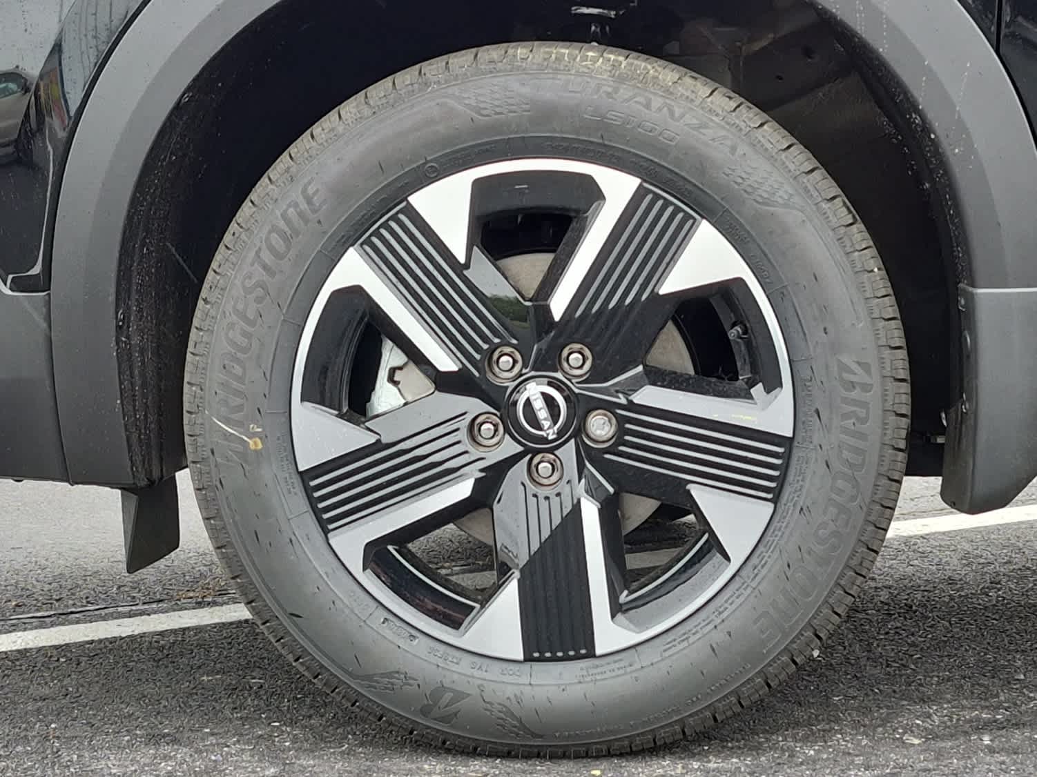 2026 Nissan Kicks SV - Super Black exterior view 6