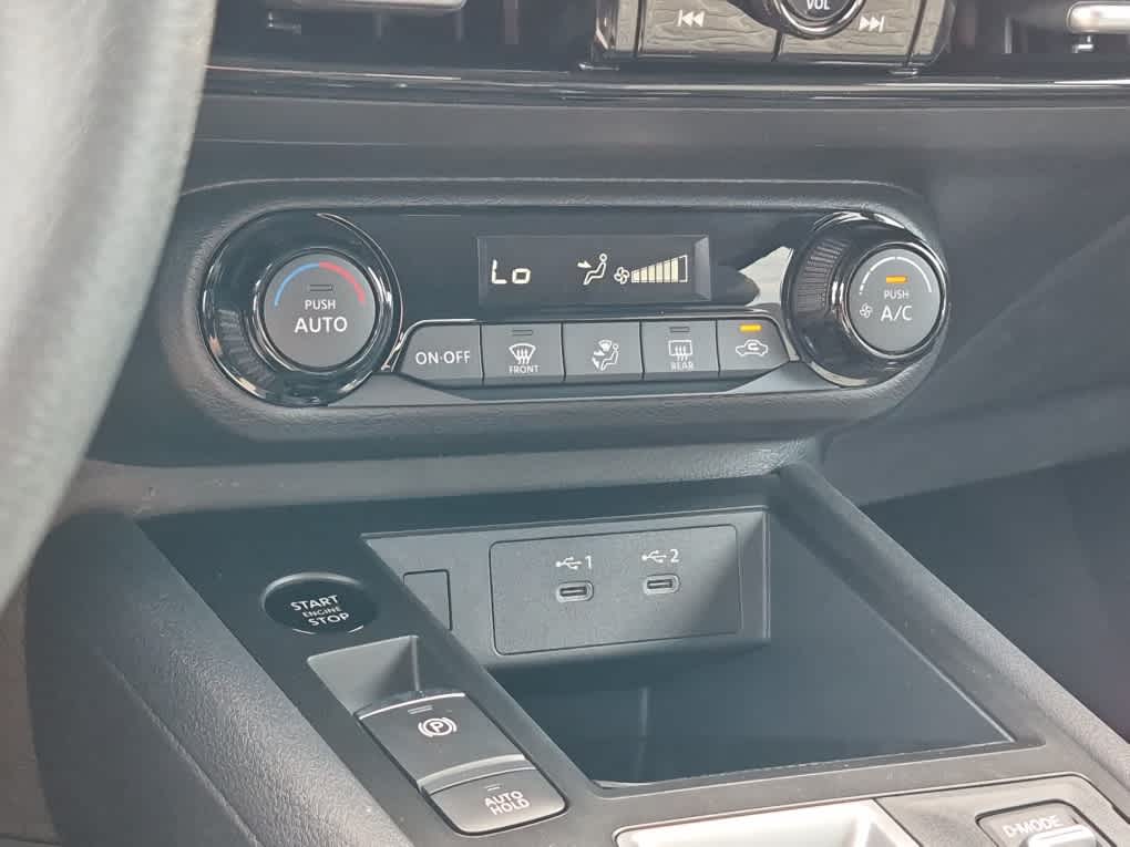 2026 Nissan Kicks SV - Super Black exterior view 15