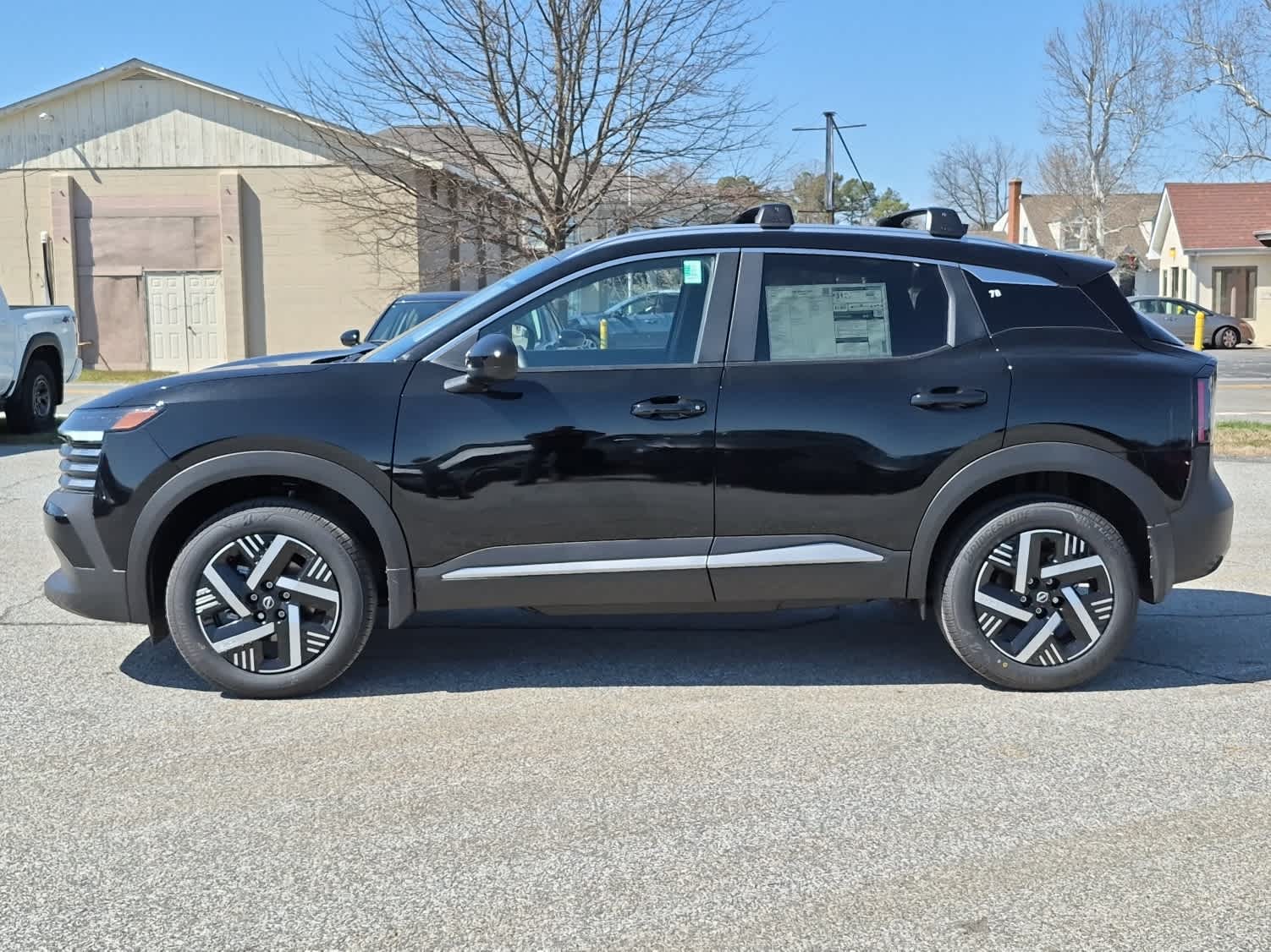 2026 Nissan Kicks SV - Super Black exterior view 5