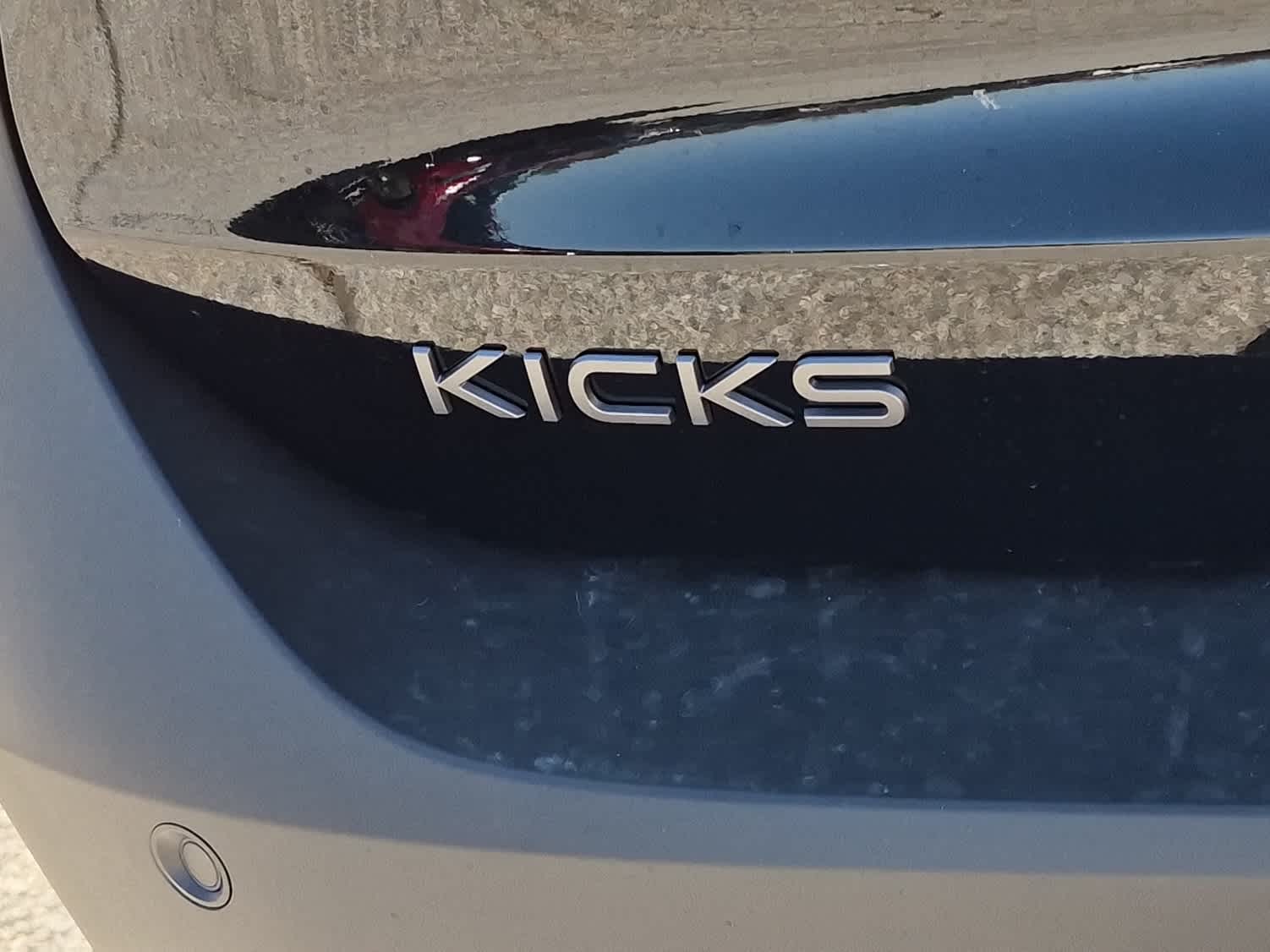 2026 Nissan Kicks SV - Super Black exterior view 17