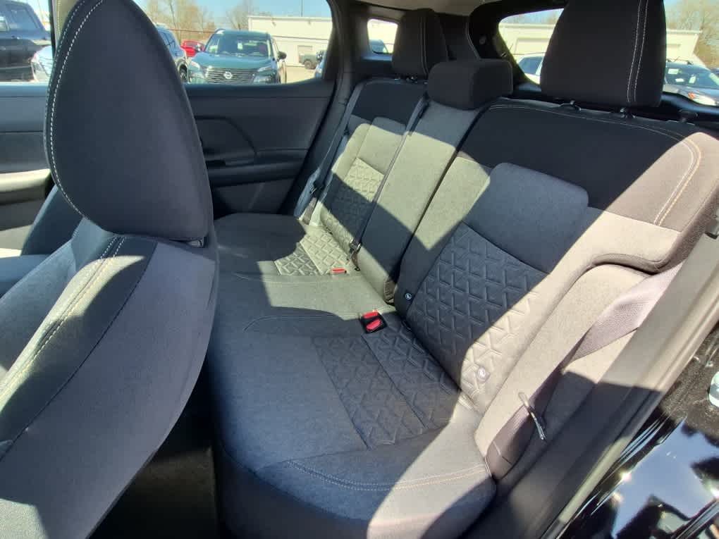 2026 Nissan Kicks SV - Super Black exterior view 7