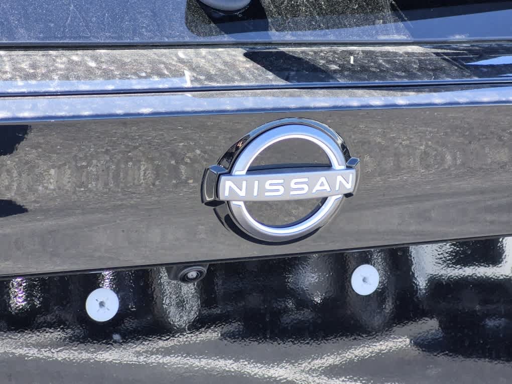 2026 Nissan Kicks SV - Super Black exterior view 17