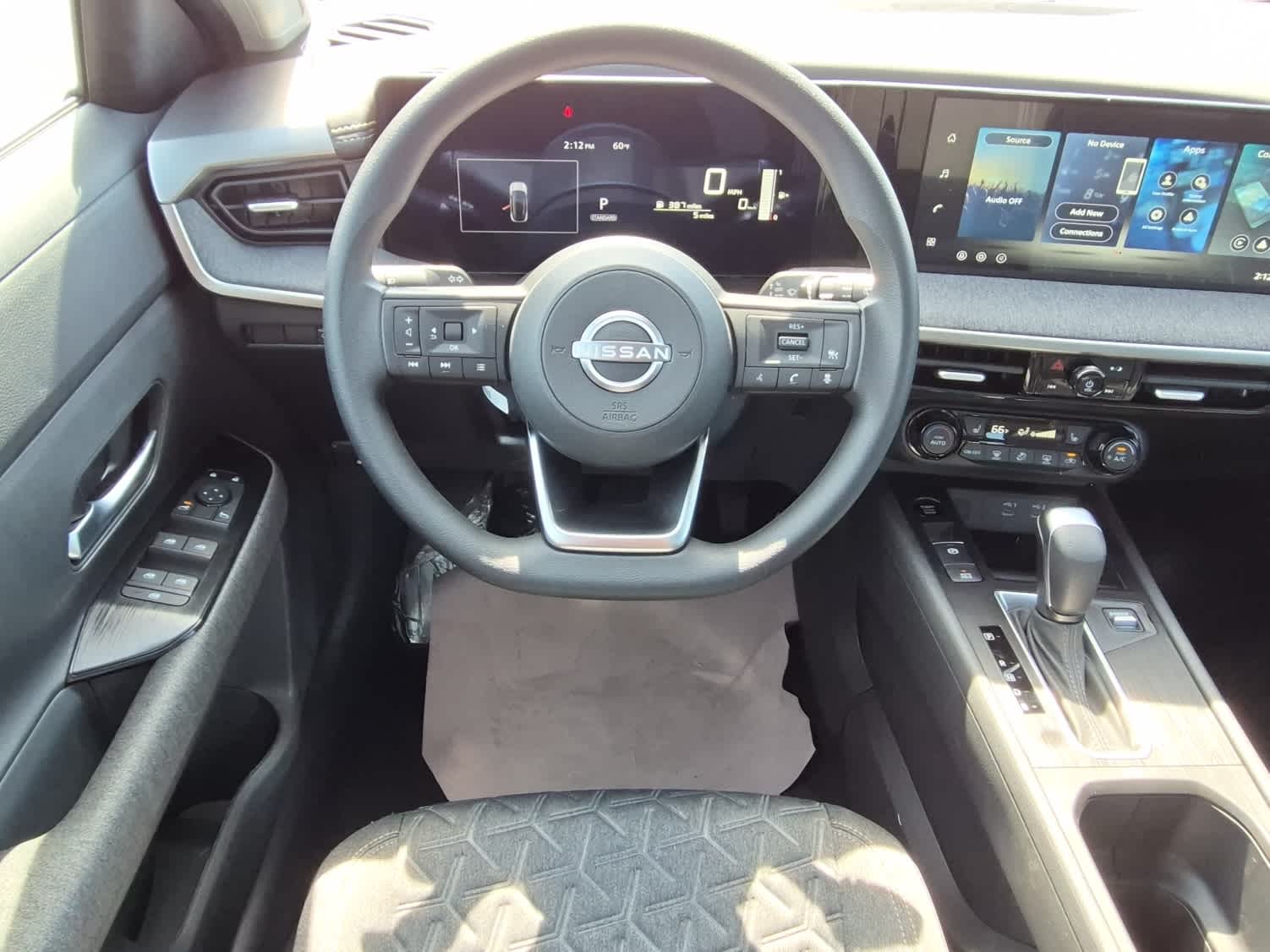 2026 Nissan Kicks SV - Super Black exterior view 8