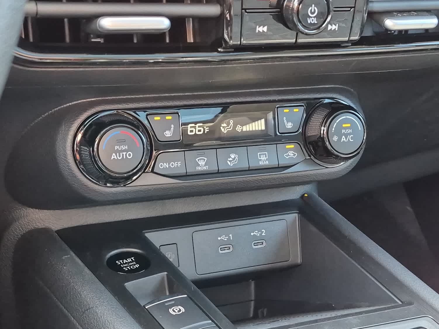 2026 Nissan Kicks SV - Super Black exterior view 16