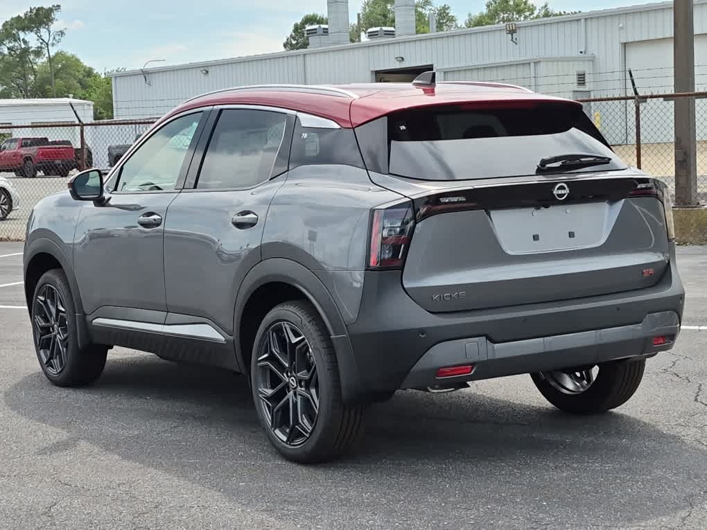 2026 Nissan Kicks SR - Gun Metallic/Scarlet Ember Tintcoat exterior view 4