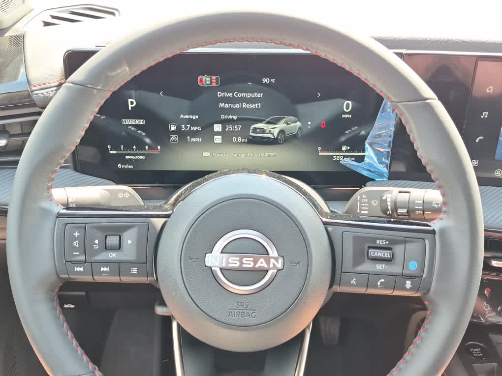 2026 Nissan Kicks SR - Aspen White Tricoat/Super Black exterior view 15