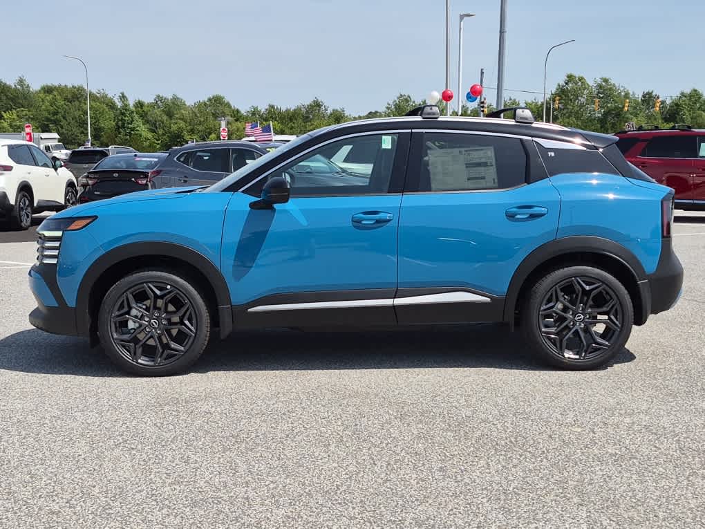 2026 Nissan Kicks SR - Arctic Ice Blue Metallic/Super Black exterior view 5