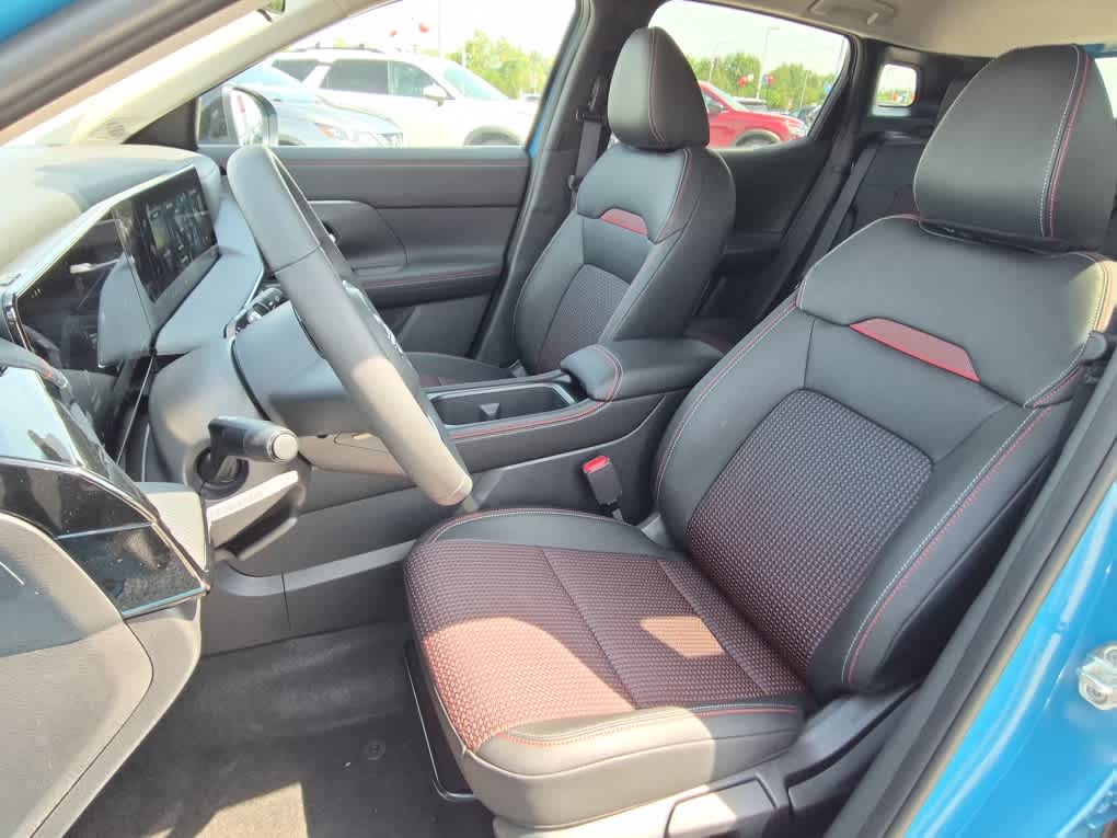 2026 Nissan Kicks SR - Arctic Ice Blue Metallic/Super Black exterior view 10