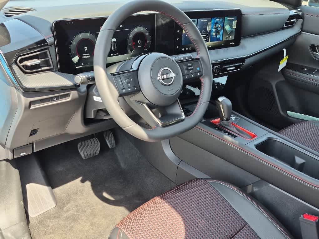 2026 Nissan Kicks SR - Arctic Ice Blue Metallic/Super Black exterior view 11