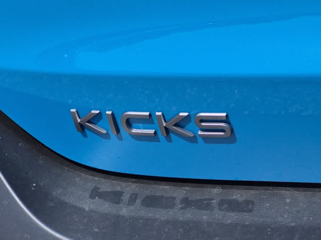 2026 Nissan Kicks SR - Arctic Ice Blue Metallic/Super Black exterior view 16