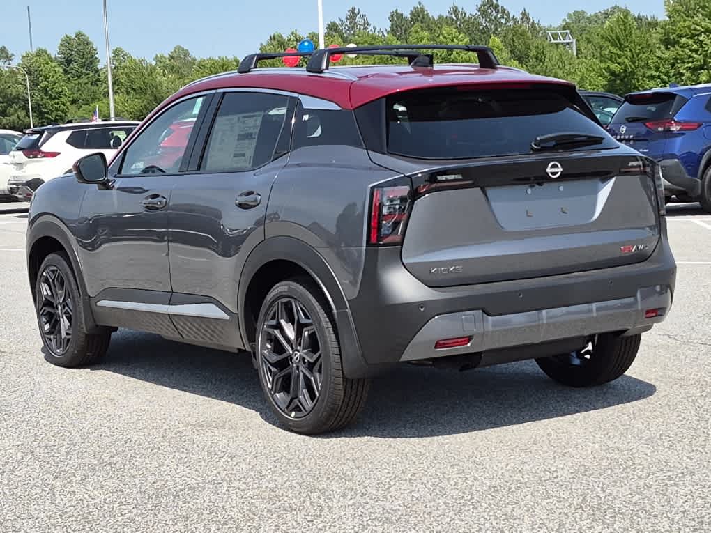 2026 Nissan Kicks SR - Gun Metallic/Scarlet Ember Tintcoat exterior view 4