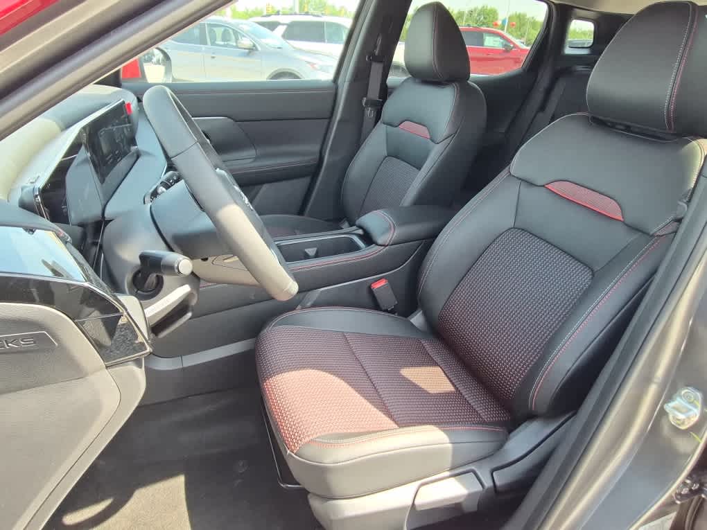 2026 Nissan Kicks SR - Gun Metallic/Scarlet Ember Tintcoat exterior view 10