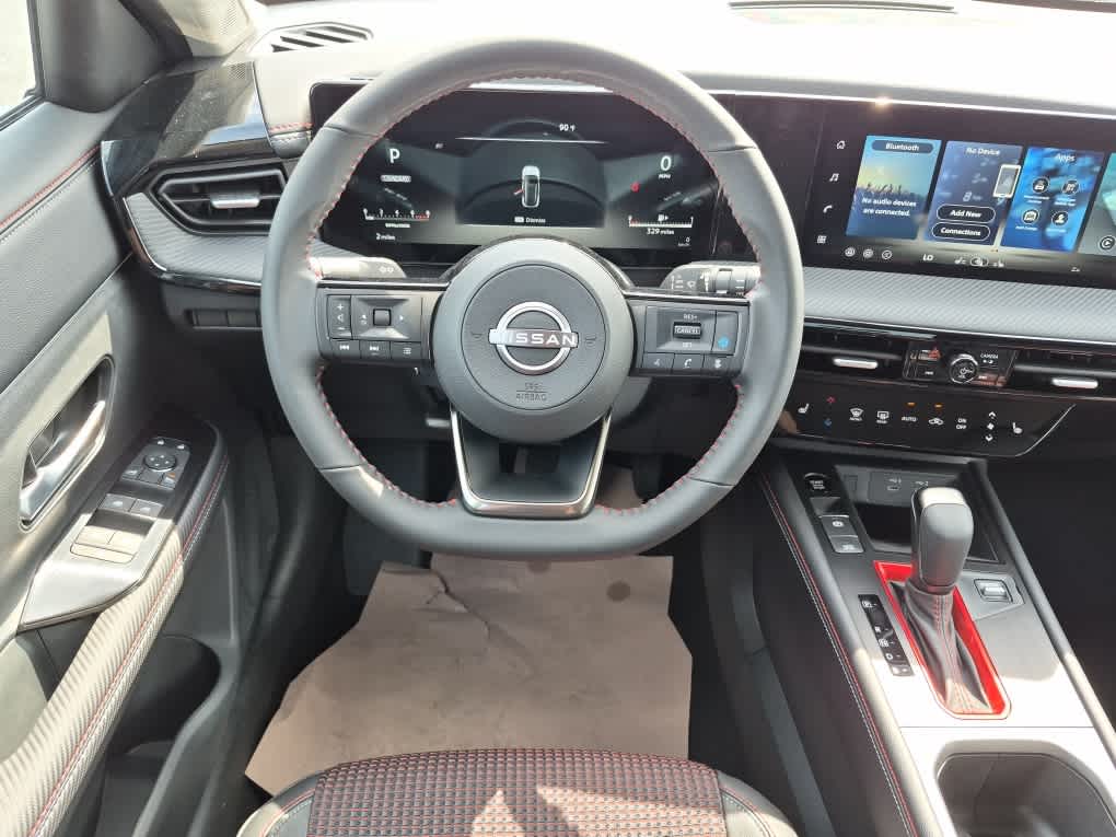 2026 Nissan Kicks SR - Aspen White Tricoat exterior view 8