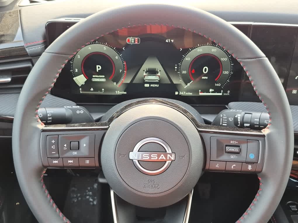 2026 Nissan Kicks SR - Super Black exterior view 15