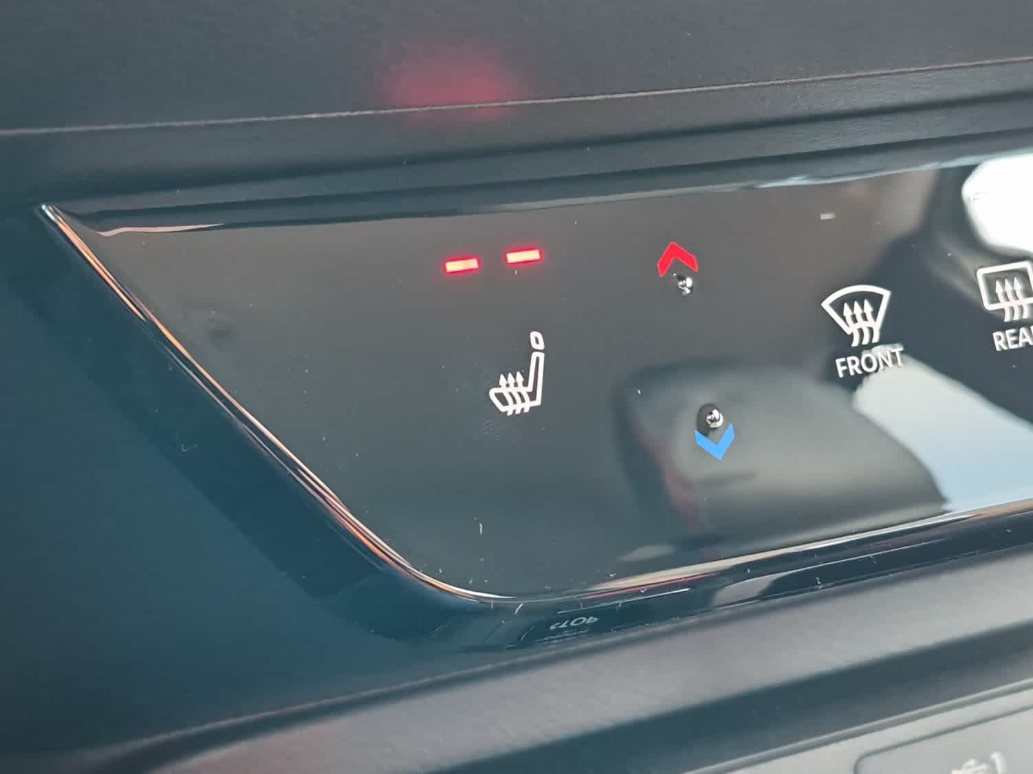 2026 Nissan Kicks SR - Super Black exterior view 16