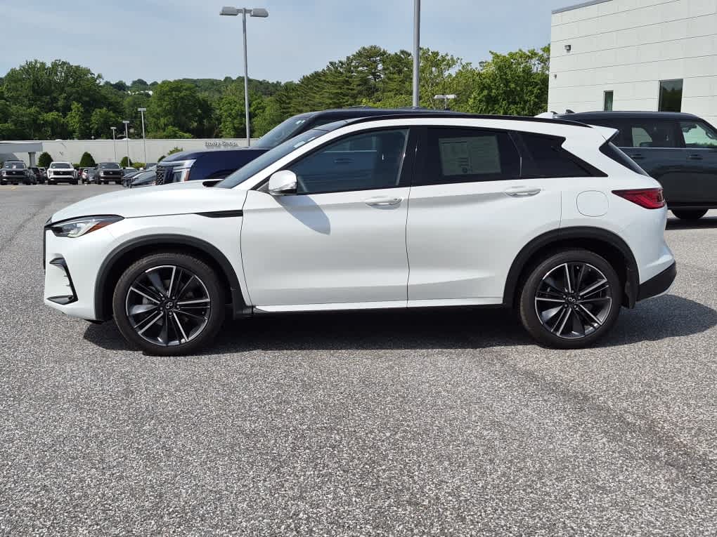 2023 INFINITI QX50 SPORT - Radiant White exterior view 5