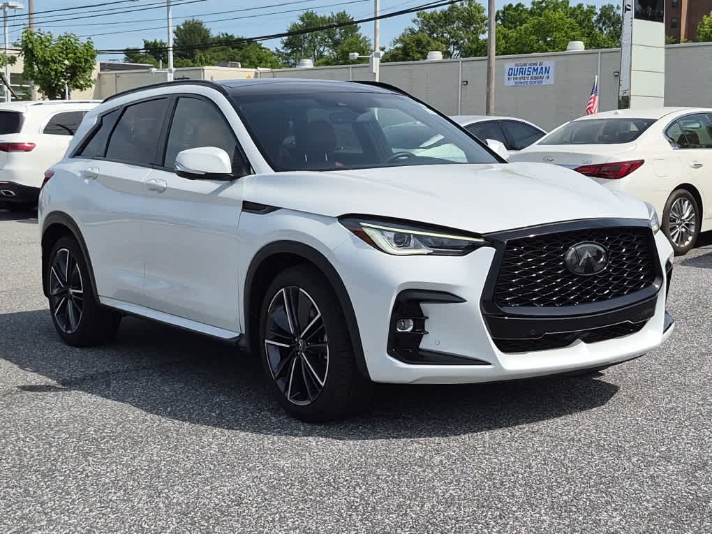 2023 INFINITI QX50 SPORT - Radiant White exterior view 2