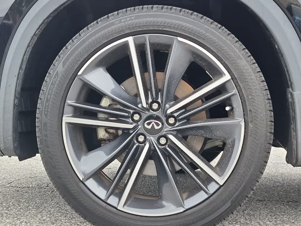 2023 INFINITI QX55 ESSENTIAL - Black Obsidian exterior view 6