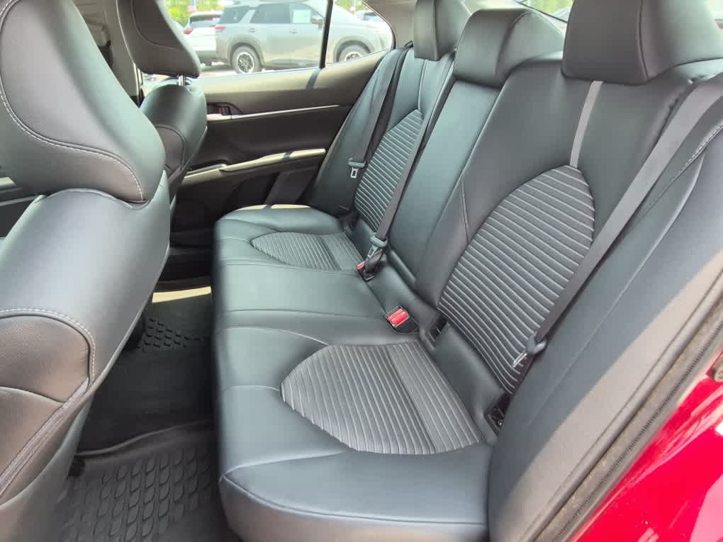 2018 Toyota Camry SE - Ruby Flare Pearl exterior view 7