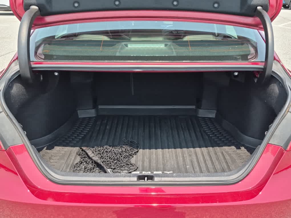 2018 Toyota Camry SE - Ruby Flare Pearl exterior view 19
