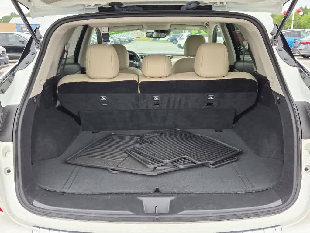2024 Nissan Murano SV - Pearl White Tricoat exterior view 19