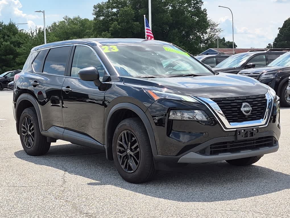 2023 Nissan Rogue S - Super Black exterior view 2