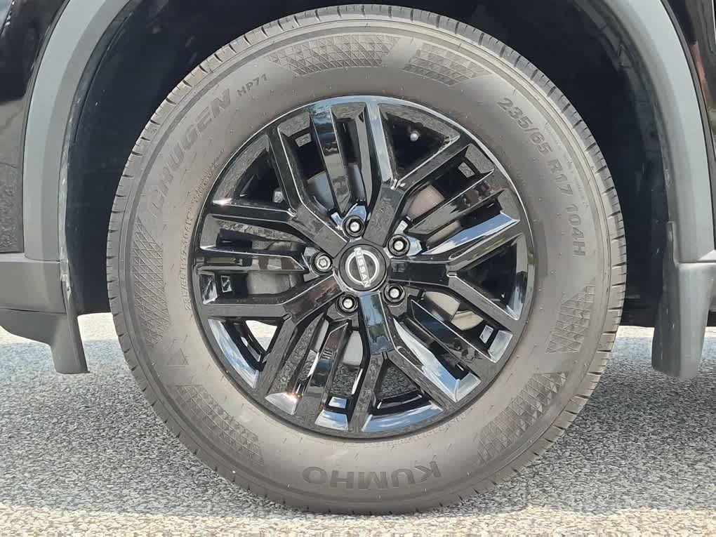 2023 Nissan Rogue S - Super Black exterior view 6
