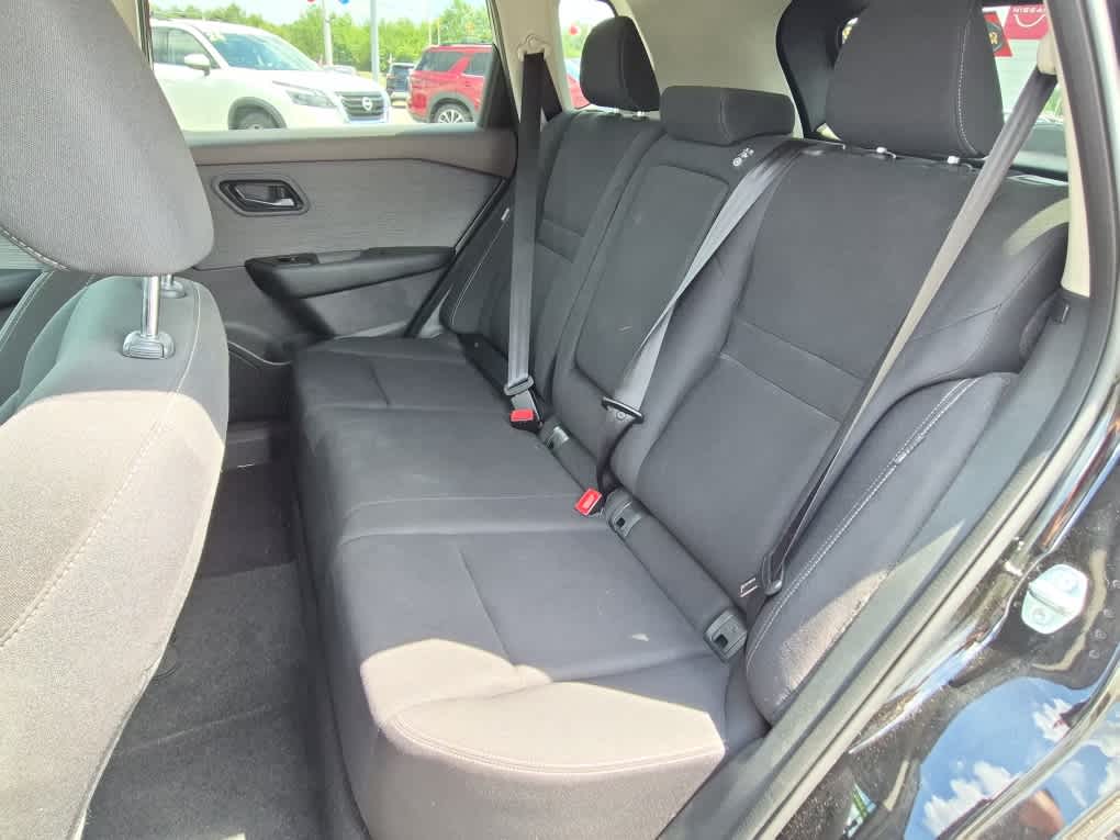 2023 Nissan Rogue S - Super Black exterior view 7