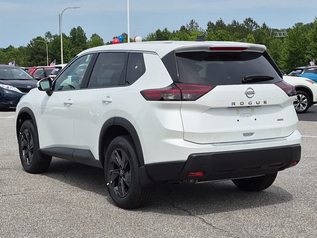2026 Nissan Rogue SV - Everest White Pearl Tricoat exterior view 4