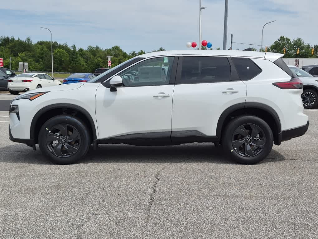 2026 Nissan Rogue SV - Everest White Pearl Tricoat exterior view 5