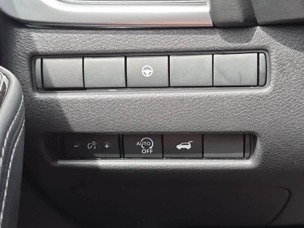 2026 Nissan Rogue SV - Everest White Pearl Tricoat exterior view 17