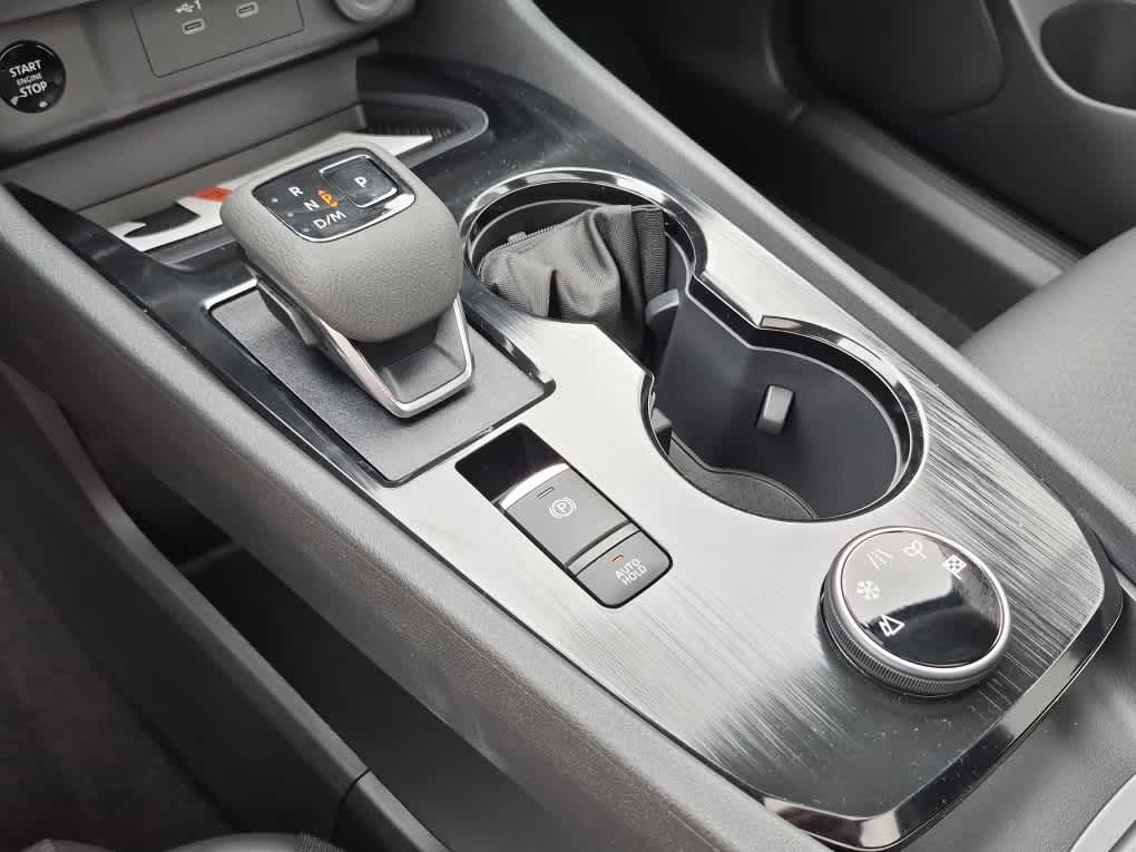 2026 Nissan Rogue Dark Armor - Everest White Pearl Tricoat exterior view 13