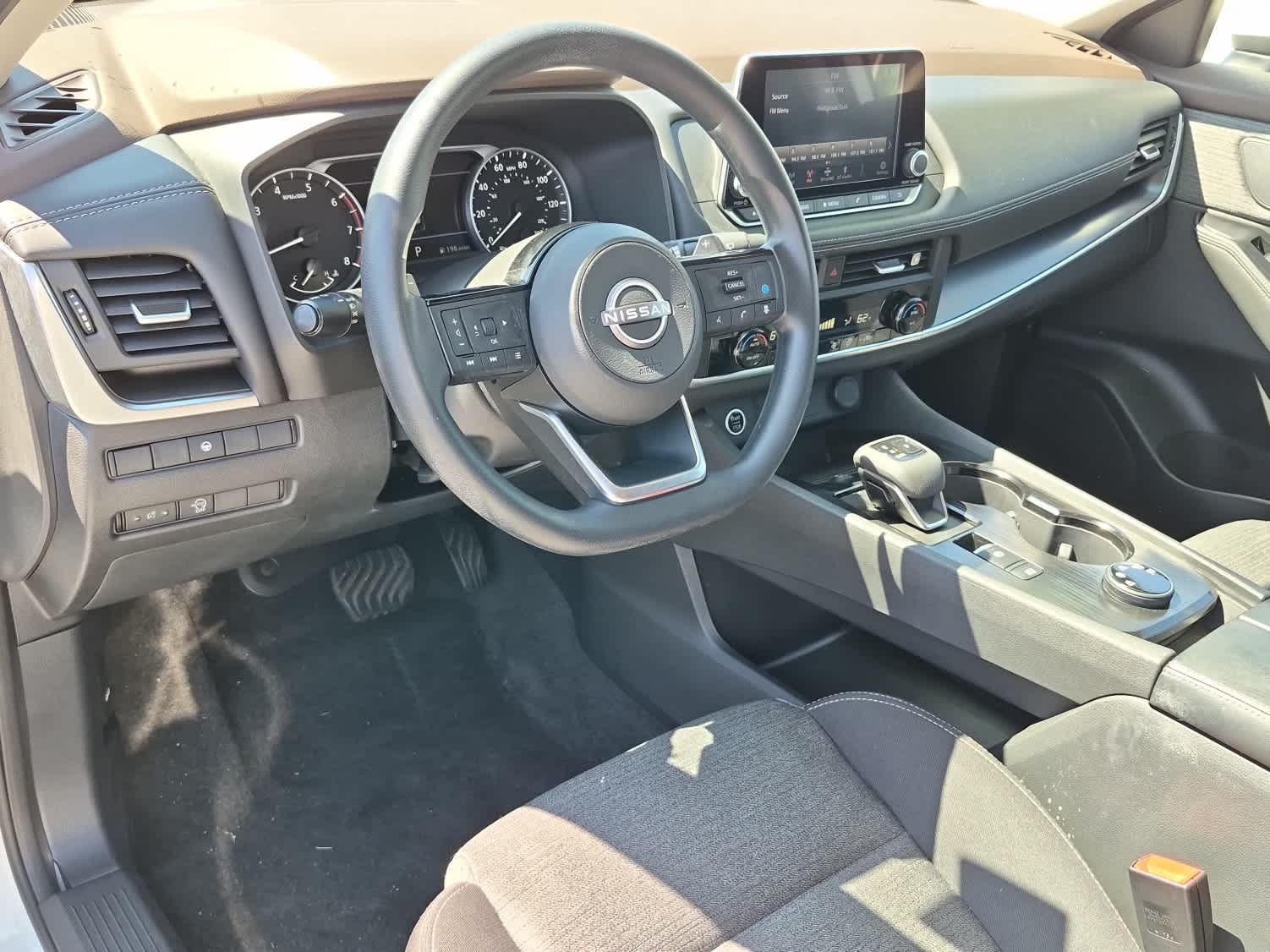 2023 Nissan Rogue SV - Pearl White Tricoat exterior view 11