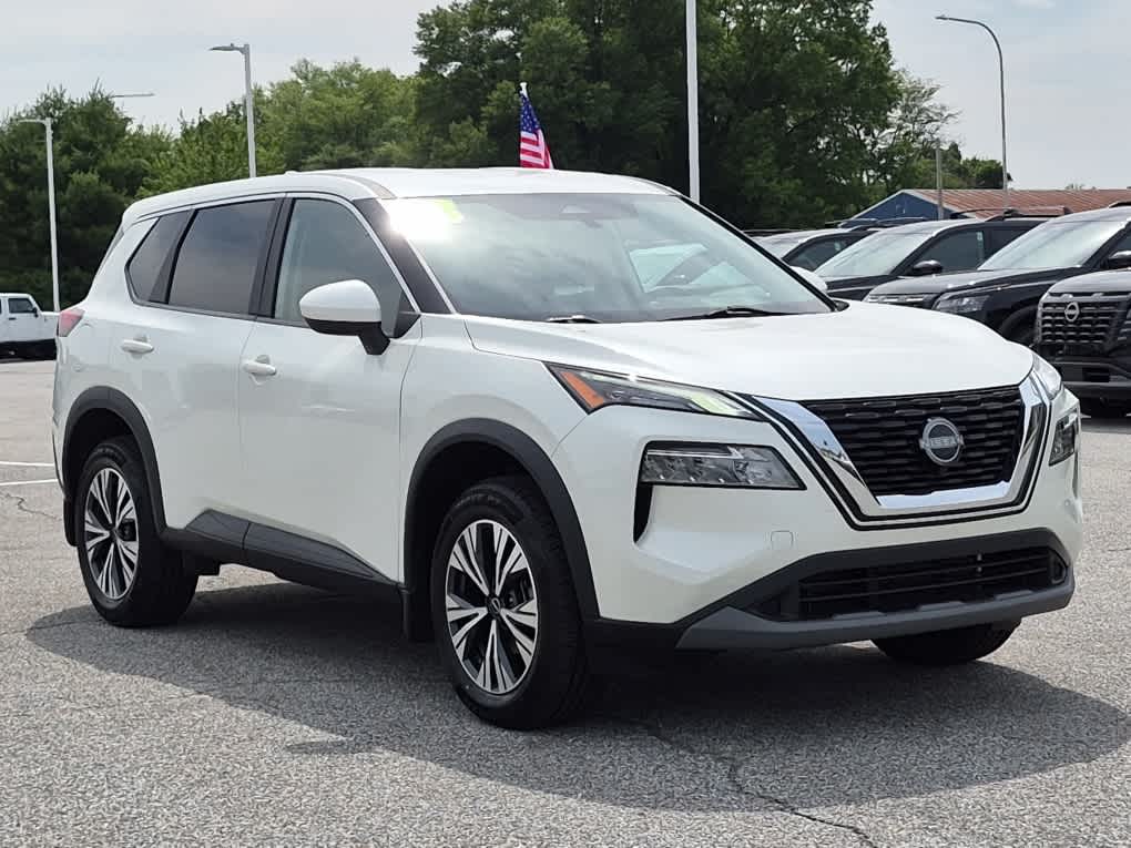 2023 Nissan Rogue SV - Pearl White Tricoat exterior view 2