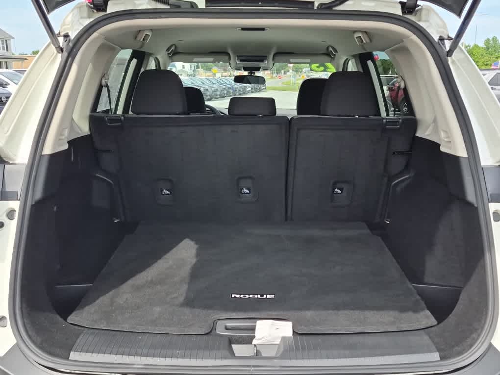 2023 Nissan Rogue SV - Pearl White Tricoat exterior view 18