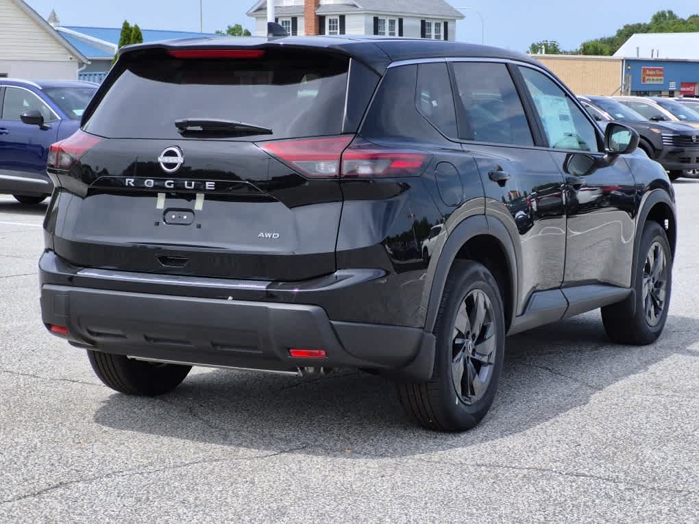 2026 Nissan Rogue SV - Super Black exterior view 3