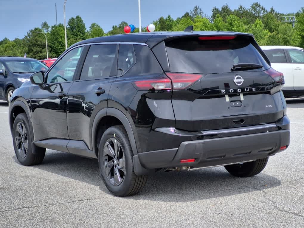 2026 Nissan Rogue SV - Super Black exterior view 4