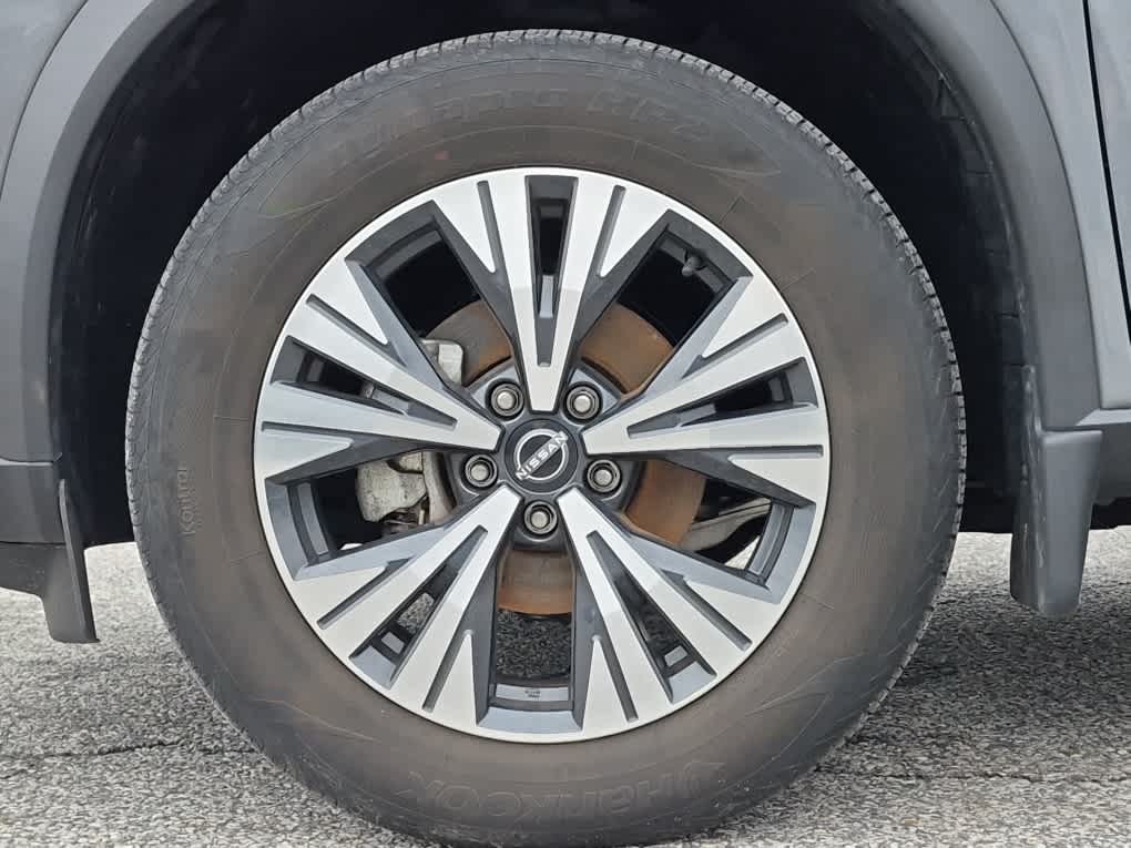 2023 Nissan Rogue SV - Gun Metallic exterior view 6