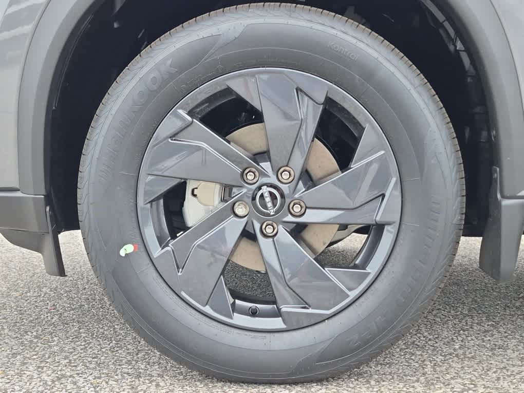 2026 Nissan Rogue SV - Gun Metallic exterior view 6