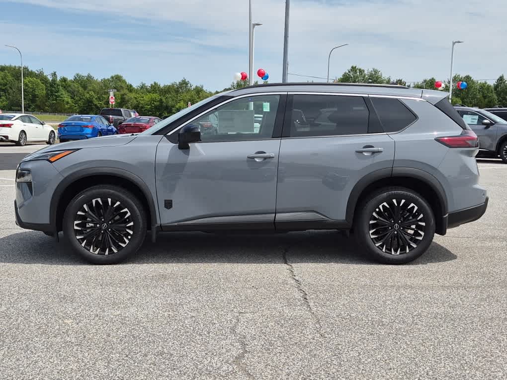 2026 Nissan Rogue Dark Armor - Boulder Gray Pearl exterior view 5